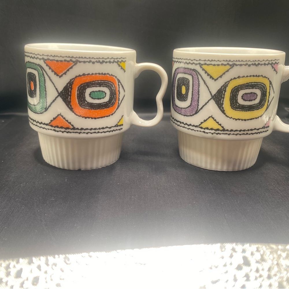 2 Vintage Japan Stacking Mug With Retro Fl  Design Groovy MCM - Picture 2 of 6